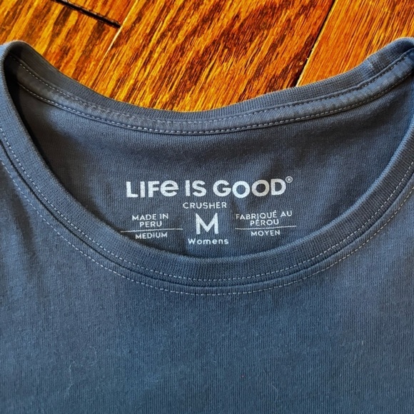 Life is good women’s size medium tshirt. Blue with bear mountain design. - Picture 7 of 8